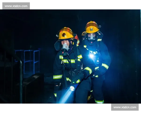 消防员门将吴雨宝：绿茵场扑救与火场逆行的双重守护